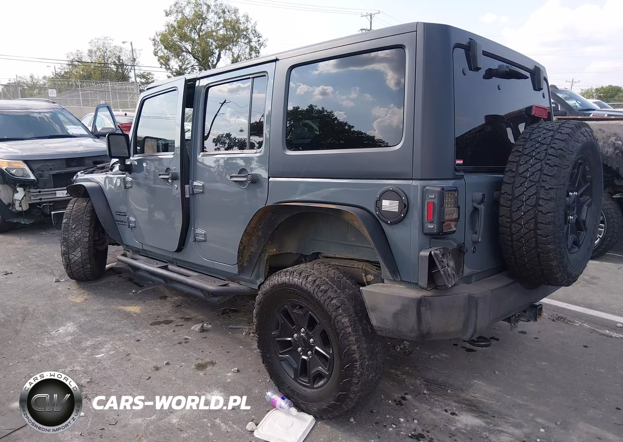 2014 Jeep Wrangler Unlimited Sport VIN:1C4BJWDG9EL149657 - 3