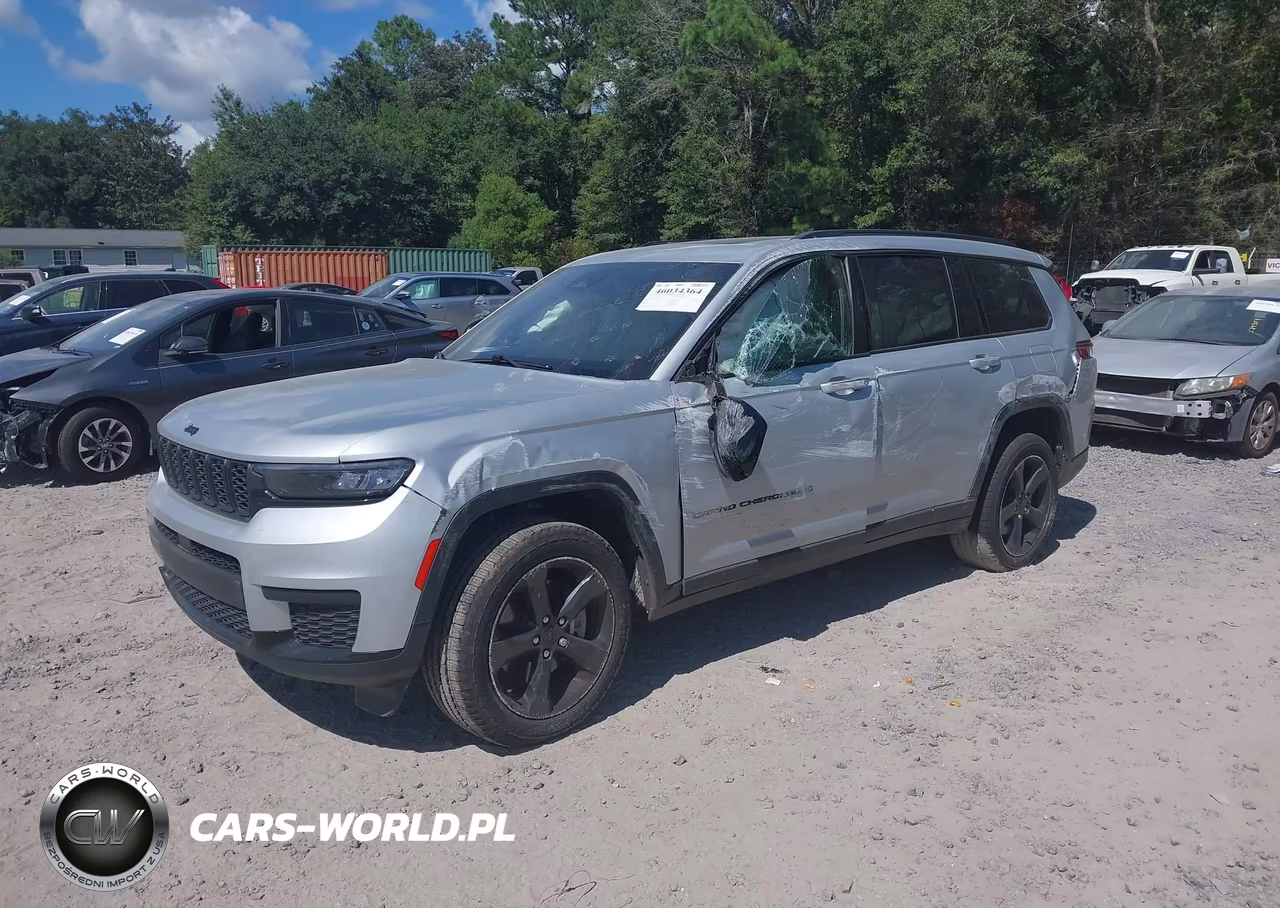 2023 Jeep Grand Cherokee L Altitude 4X2 VIN:1C4RJJAG1P8823442 - 2