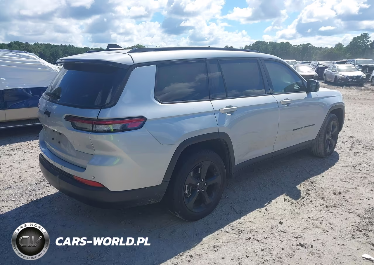 2023 Jeep Grand Cherokee L Altitude 4X2 VIN:1C4RJJAG1P8823442 - 4