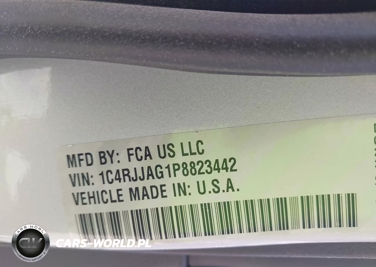 2023 Jeep Grand Cherokee L Altitude 4X2 VIN:1C4RJJAG1P8823442 - 9