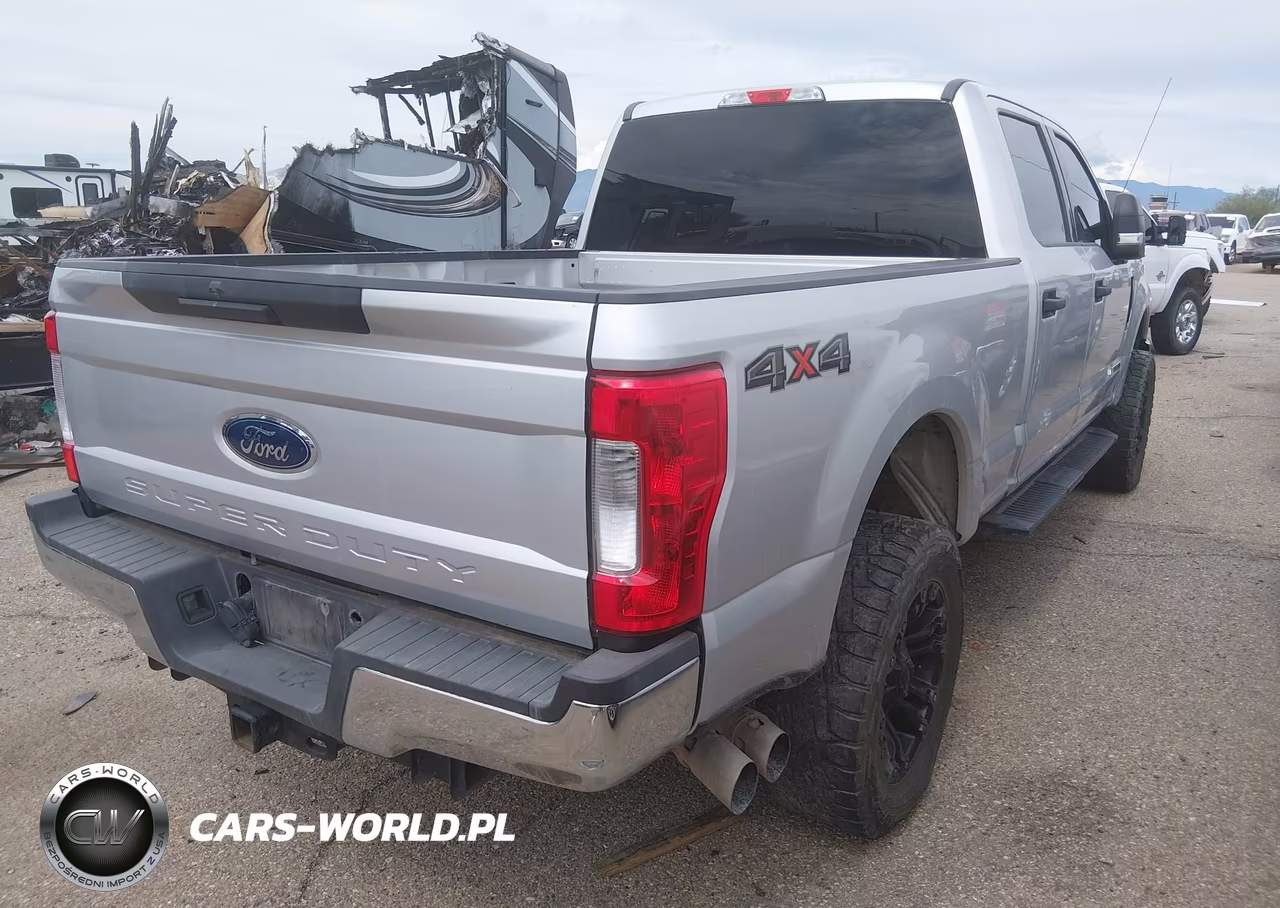 2019 Ford F-250 Xlt VIN:1FT7W2BT2KEC40592 - 4
