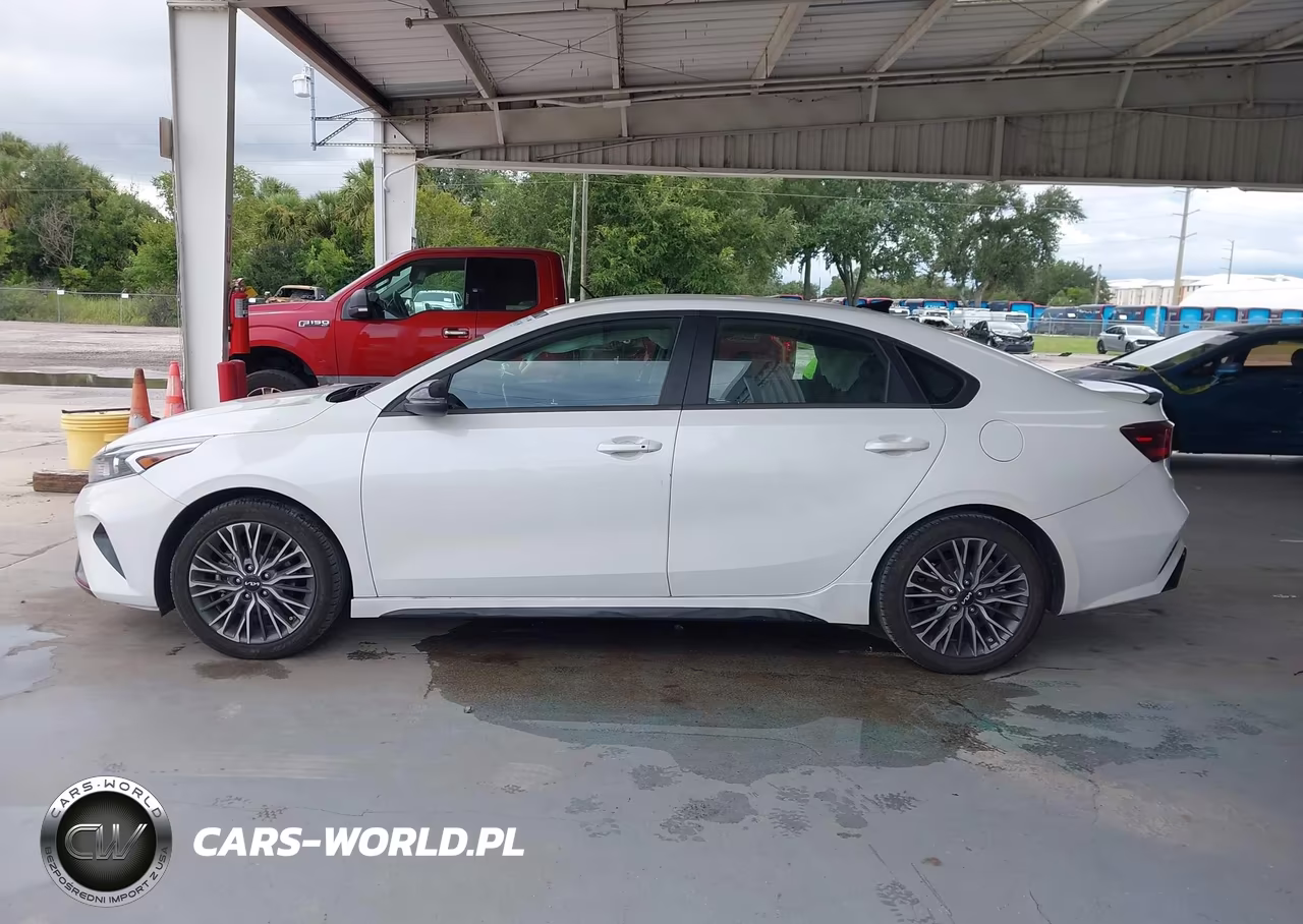 2024 Kia Forte Gt-Line VIN:3KPF54AD4RE725125 - 14