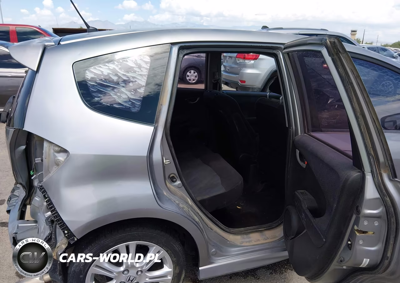 2010 Honda Fit Sport VIN:JHMGE8G48AC018851 - 8