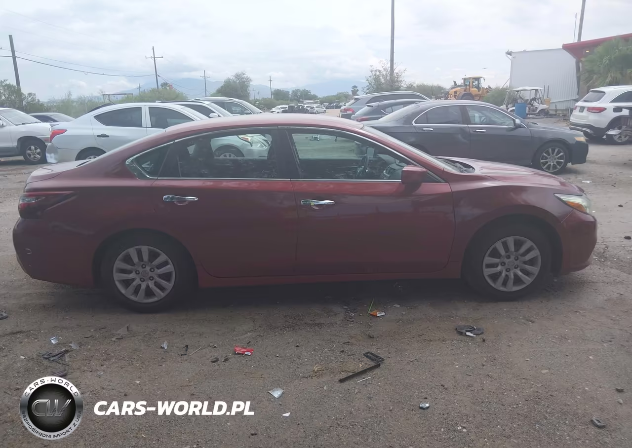 2017 Nissan Altima 2.5 S VIN:1N4AL3AP4HN329930 - 13