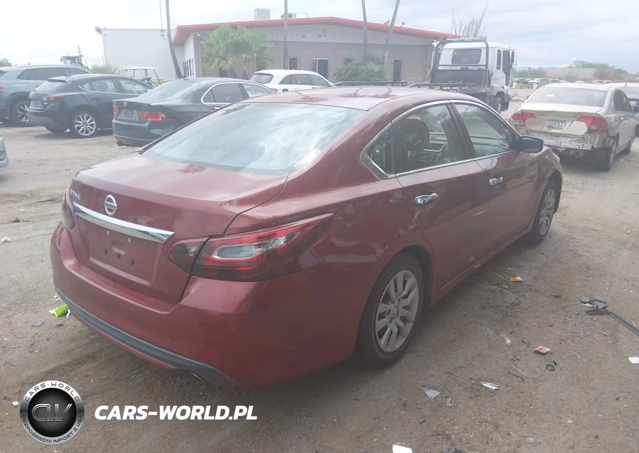 2017 Nissan Altima 2.5 S VIN:1N4AL3AP4HN329930 - 4