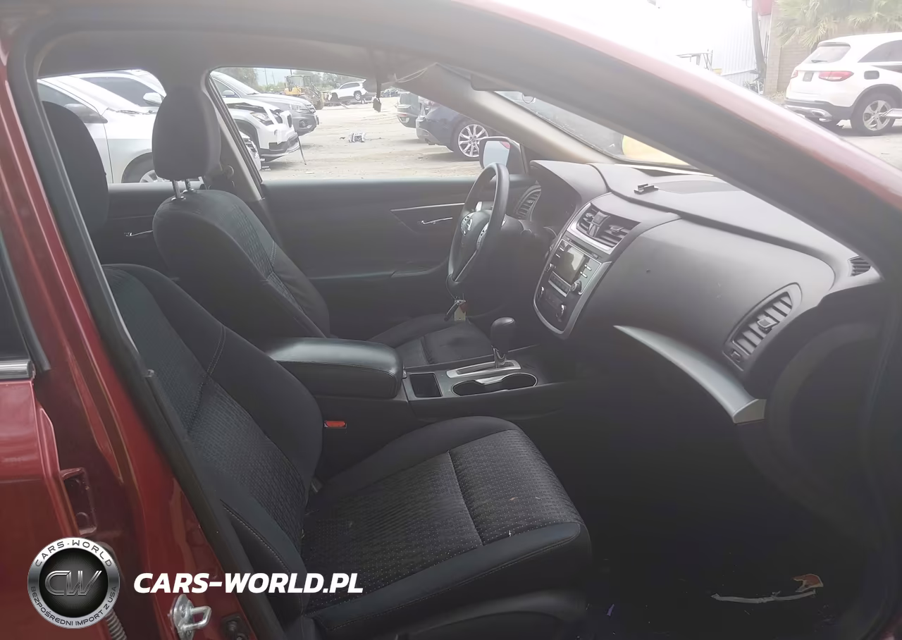 2017 Nissan Altima 2.5 S VIN:1N4AL3AP4HN329930 - 5