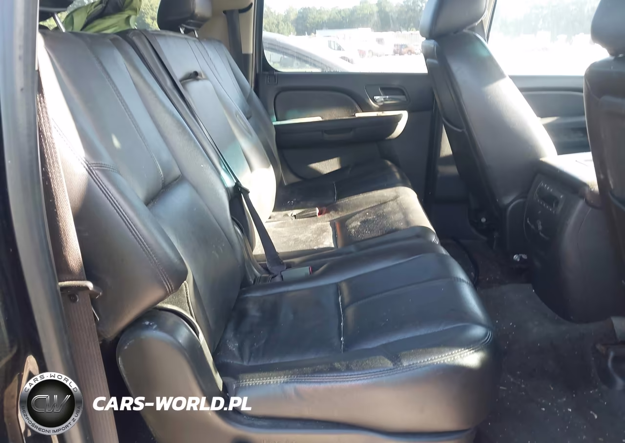 2010 Chevrolet Suburban 1500 Lt1 VIN:1GNUKJE3XAR165529 - 8