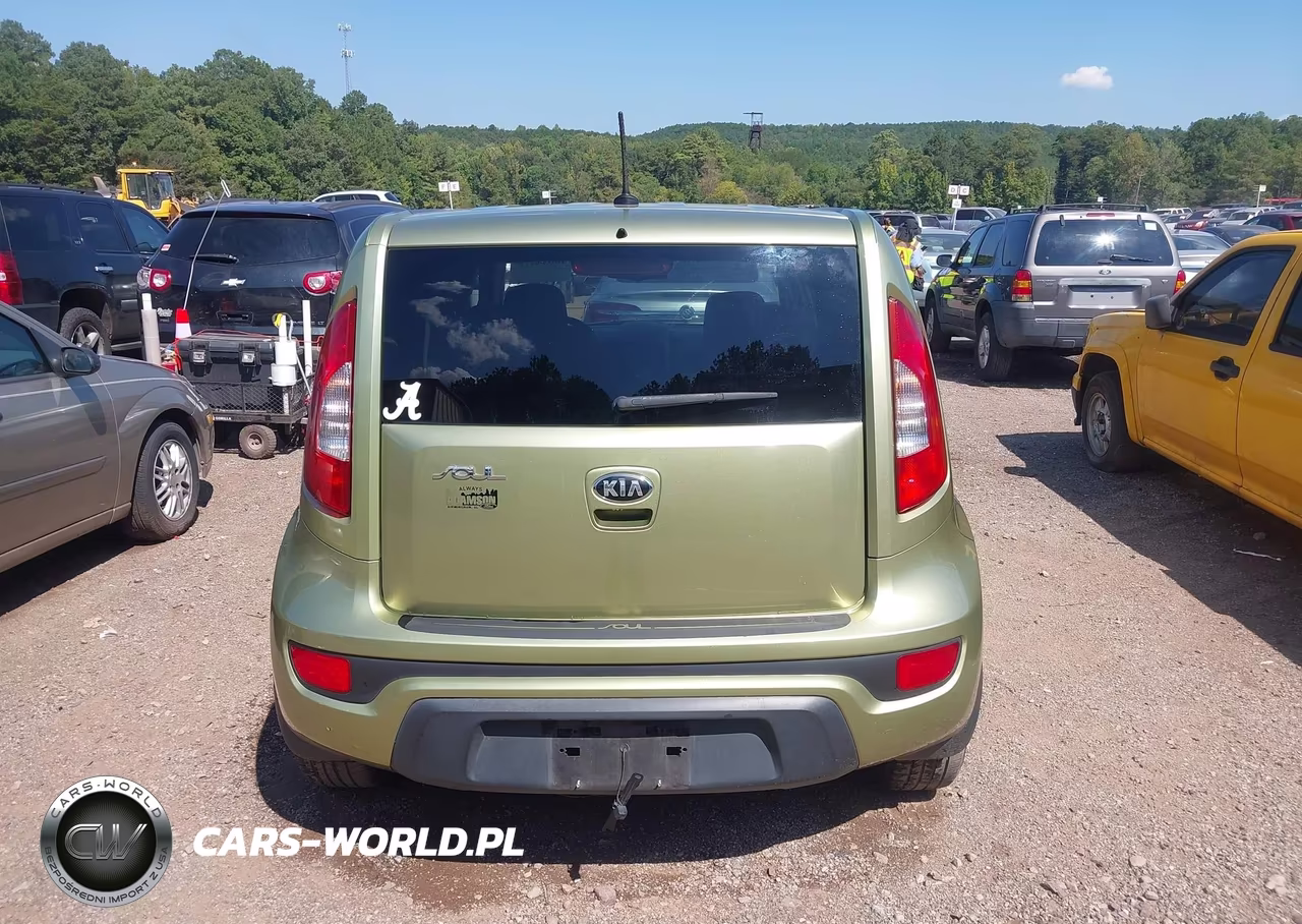 2013 Kia Soul + VIN:KNDJT2A67D7528562 - 18