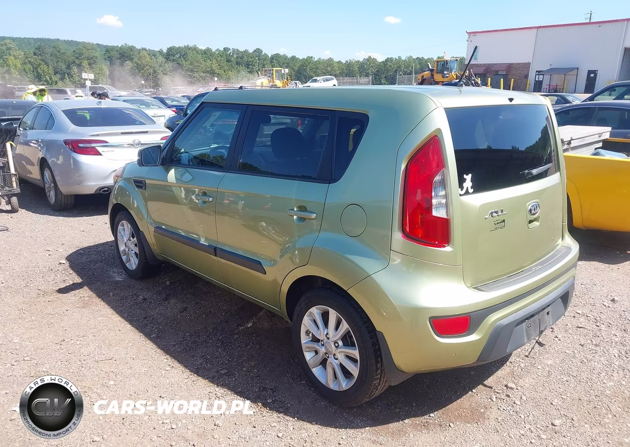 2013 Kia Soul + VIN:KNDJT2A67D7528562 - 3