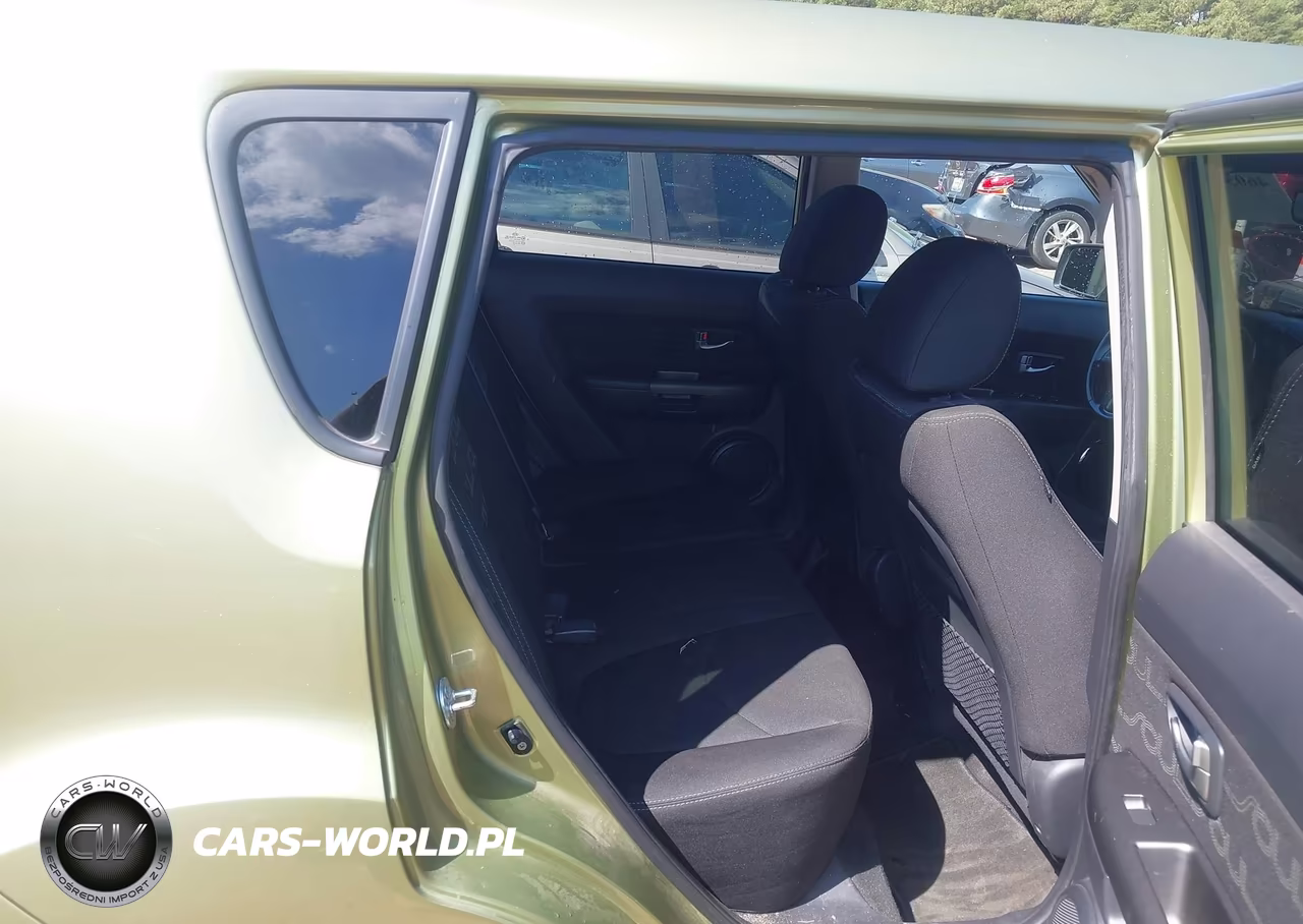 2013 Kia Soul + VIN:KNDJT2A67D7528562 - 8