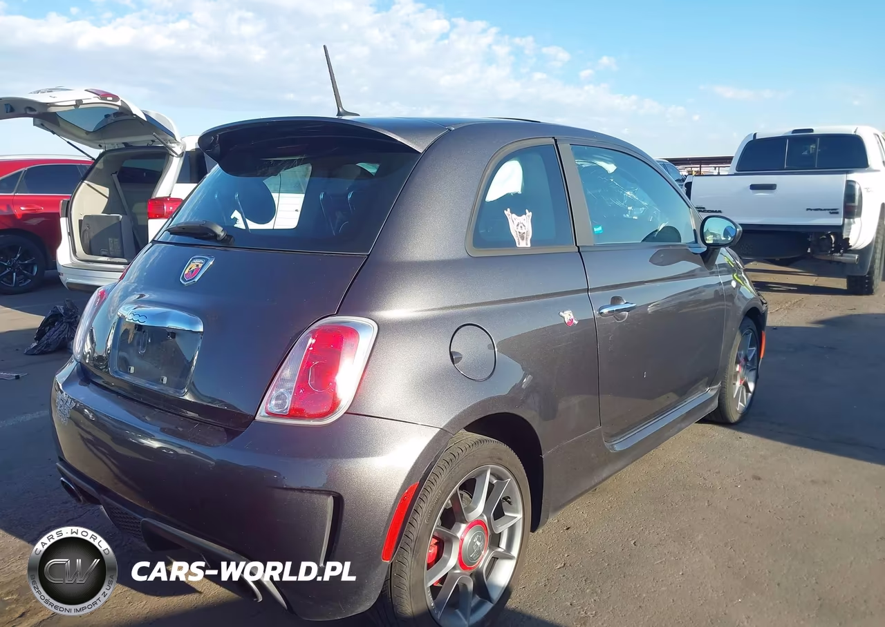 2015 Fiat 500 Abarth VIN:3C3CFFFH0FT512918 - 4