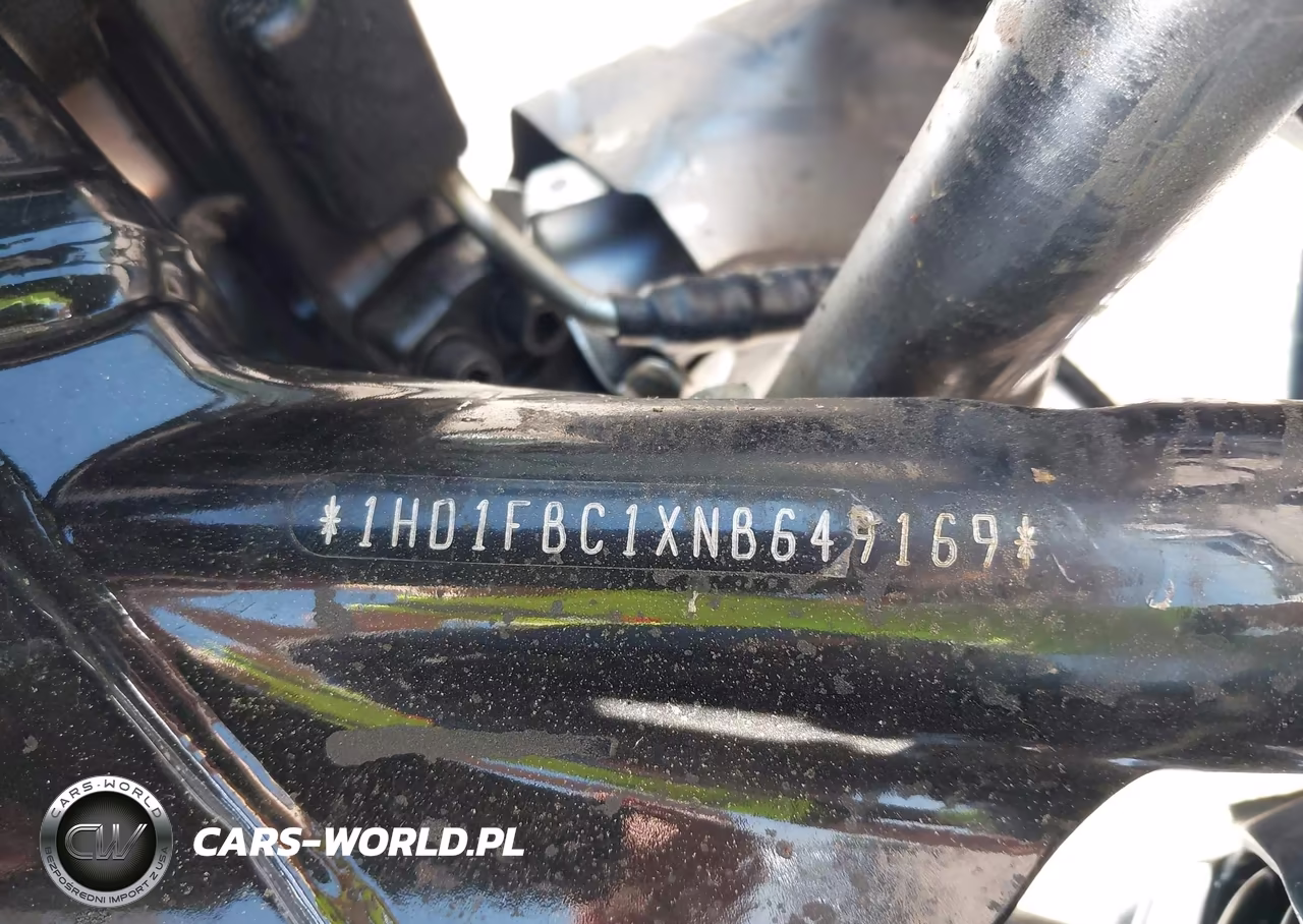 2022 Harley-Davidson Flhr VIN:1HD1FBC1XNB649169 - 10