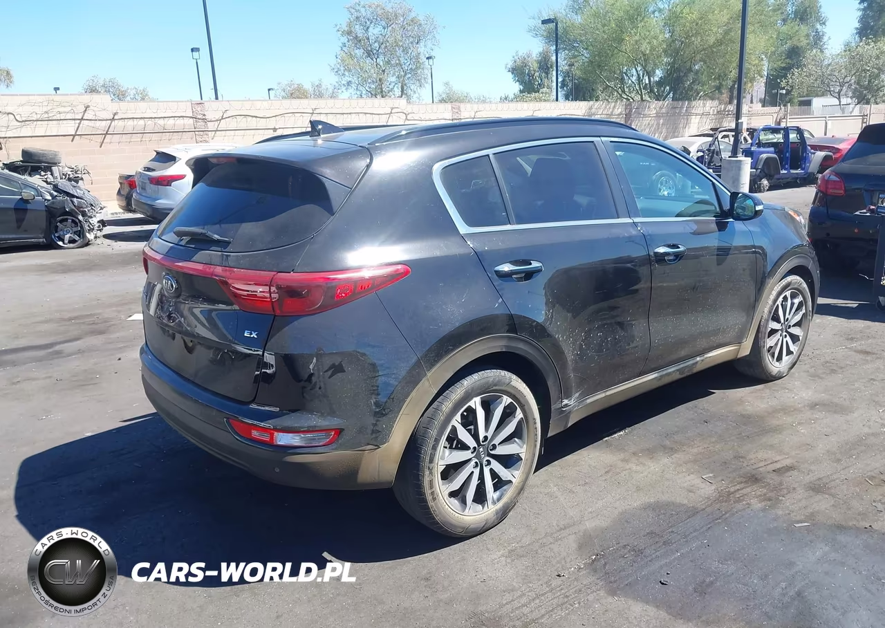 2018 Kia Sportage Ex VIN:KNDPN3AC2J7361121 - 4