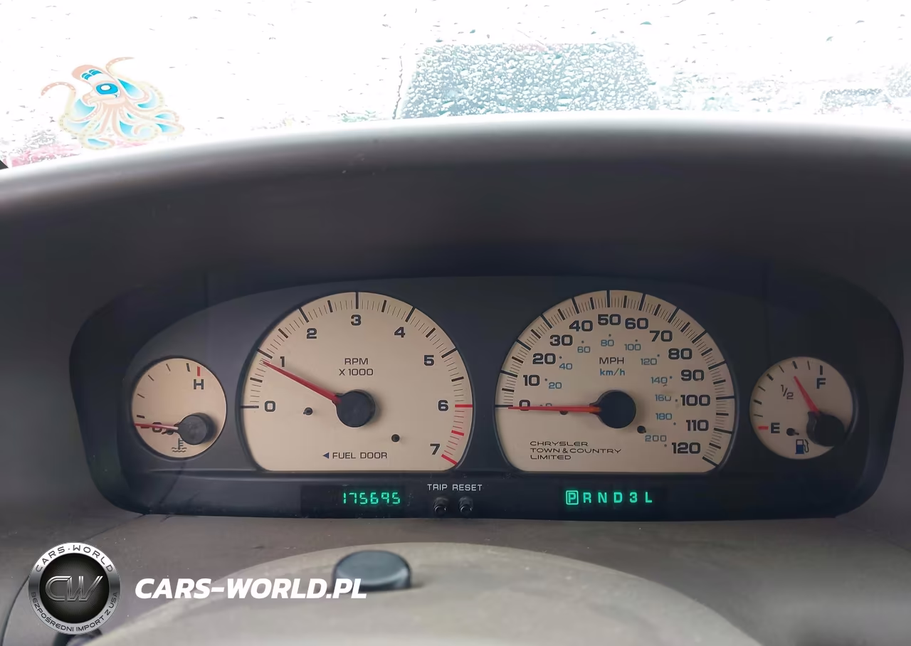 1999 Chrysler Town & Country Limited VIN:1C4GP64L2XB780082 - 7