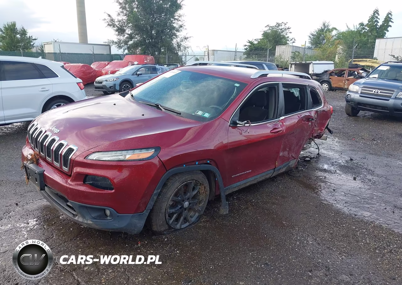 2015 Jeep Cherokee Latitude VIN:1C4PJLCB5FW591460 - 2