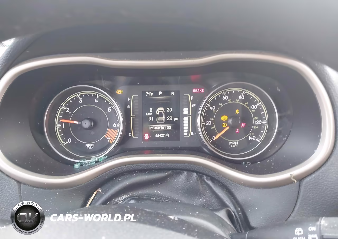 2015 Jeep Cherokee Latitude VIN:1C4PJLCB5FW591460 - 7