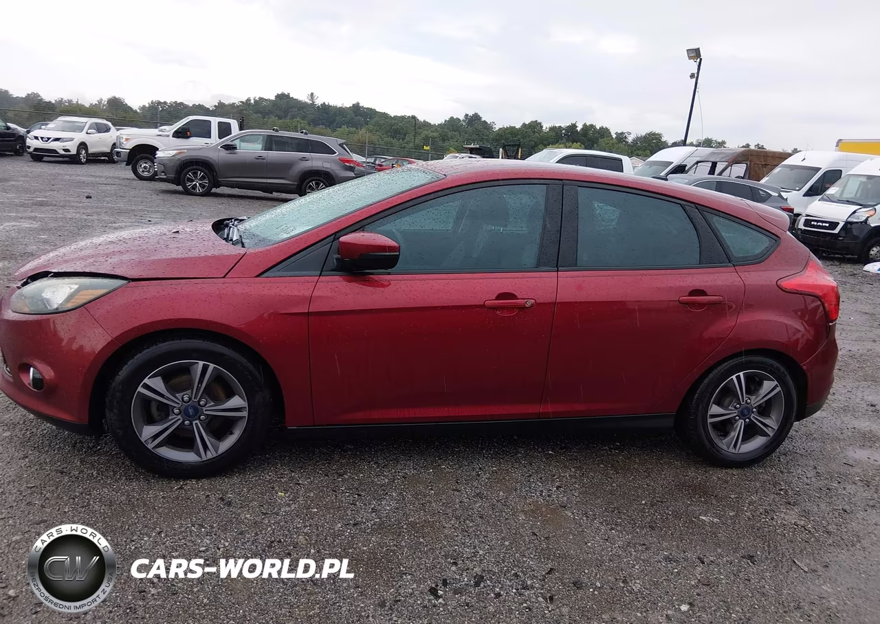2014 Ford Focus Se VIN:1FADP3K22EL395761 - 14