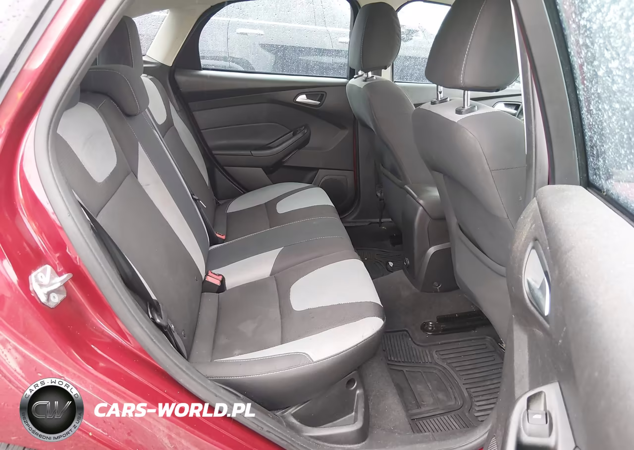 2014 Ford Focus Se VIN:1FADP3K22EL395761 - 8