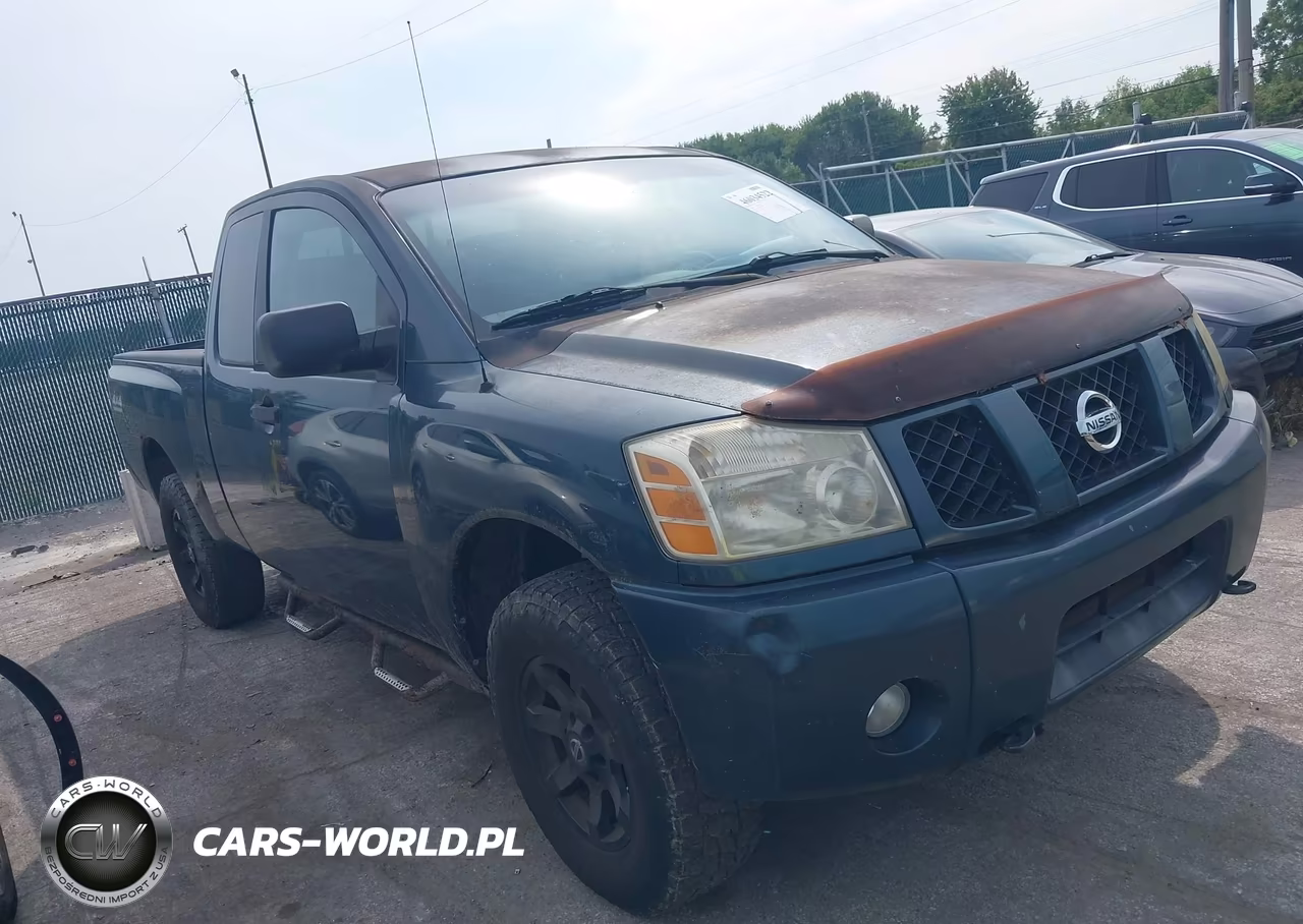 2004 Nissan Titan Xe