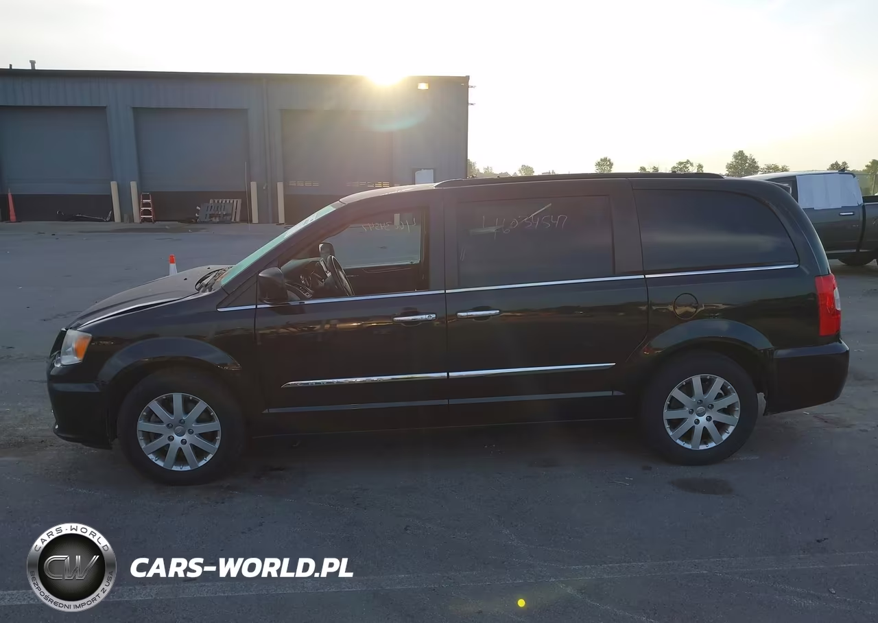 2014 Chrysler Town & Country Touring VIN:2C4RC1BG9ER410193 - 14
