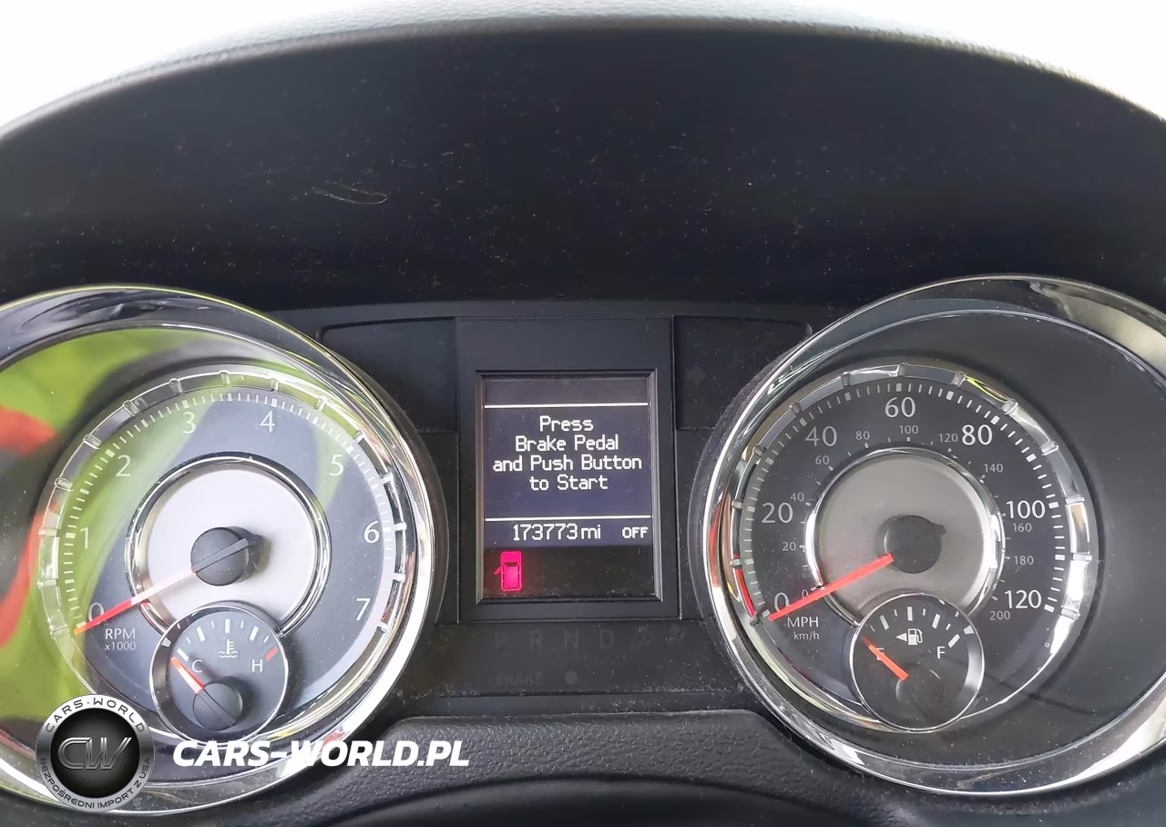 2014 Chrysler Town & Country Touring VIN:2C4RC1BG9ER410193 - 7
