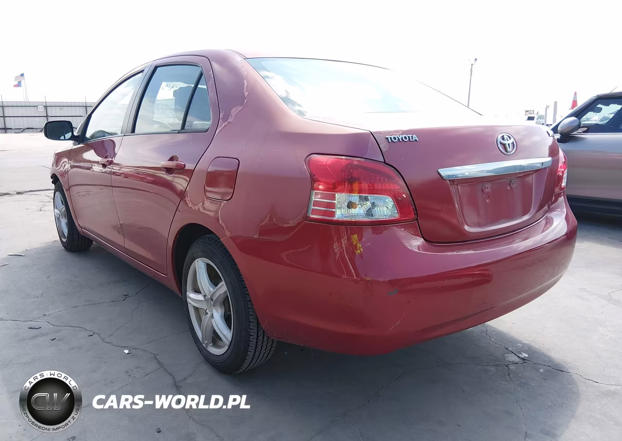 2010 Toyota Yaris VIN:JTDBT4K32A4069040 - 3