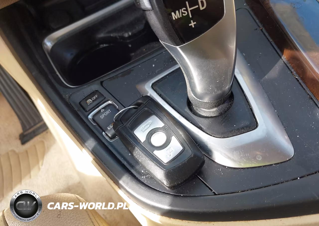 2013 BMW 328I VIN:WBA3A5G53DNP19550 - 11