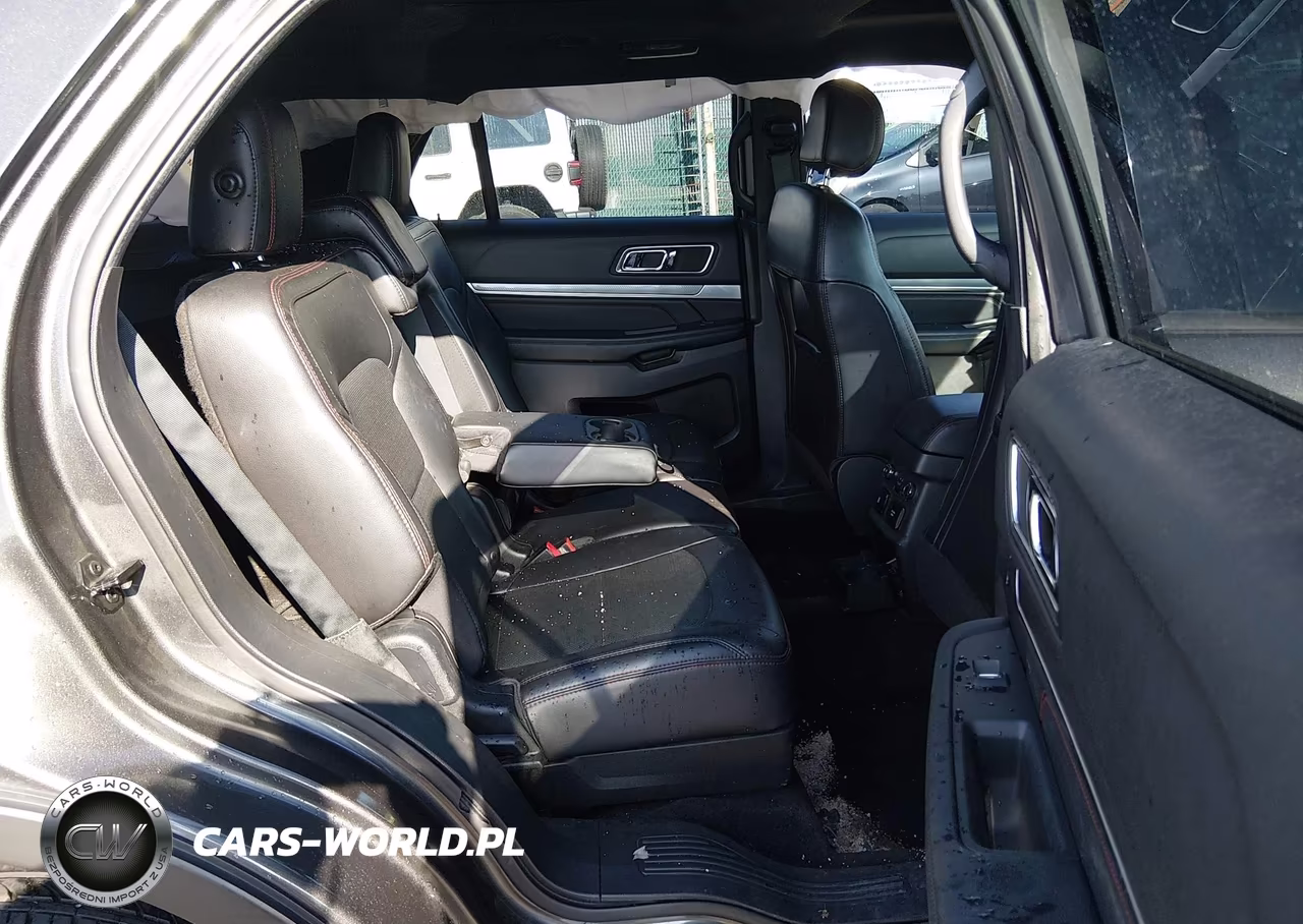 2017 Ford Explorer Sport VIN:1FM5K8GT0HGE28146 - 8