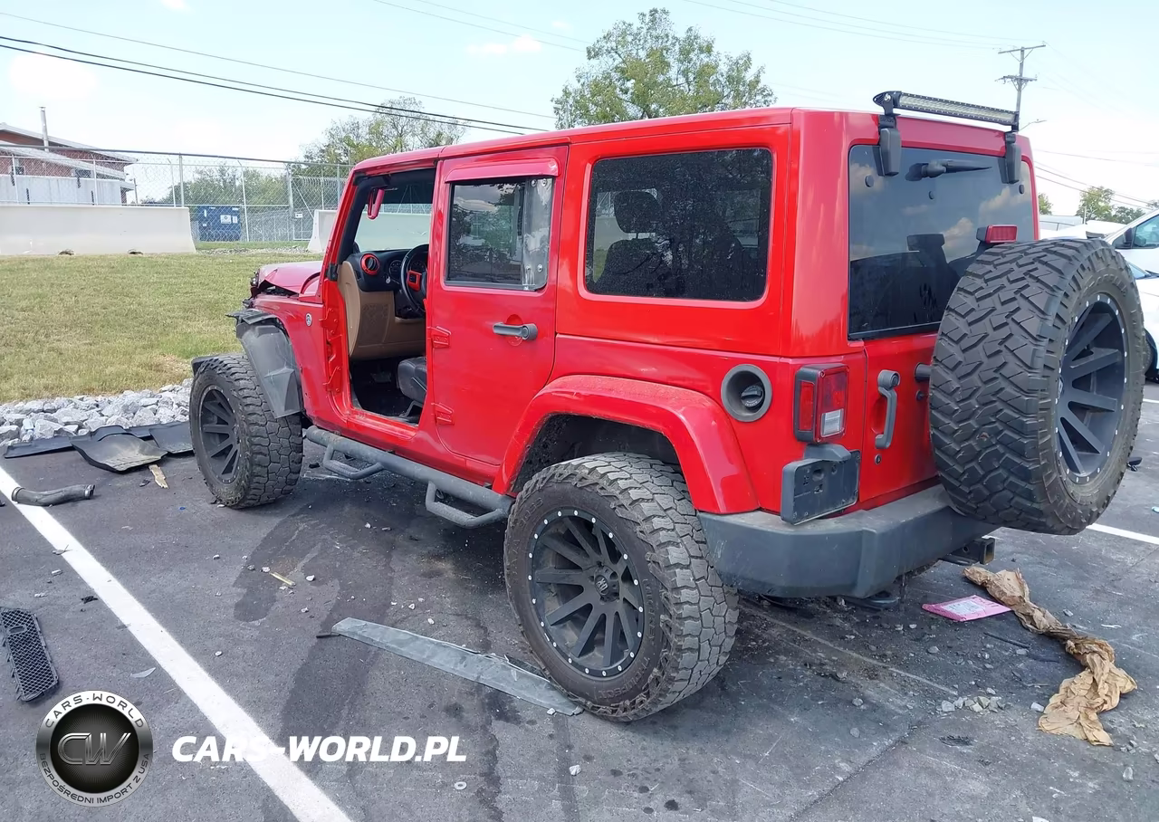 2011 Jeep Wrangler Unlimited Sahara VIN:1J4BA5H13BL577083 - 3