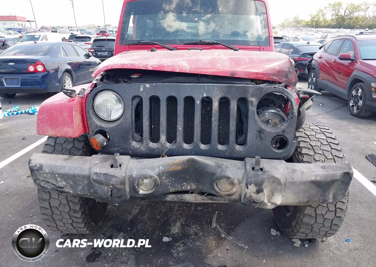 2011 Jeep Wrangler Unlimited Sahara VIN:1J4BA5H13BL577083 - 6