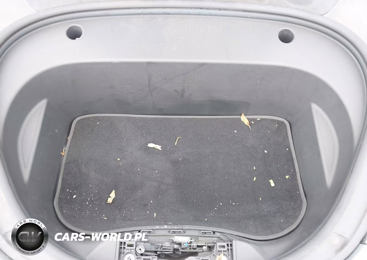 2018 Tesla Model 3 Long Range-Mid Range VIN:5YJ3E1EA5JF060705 - 10