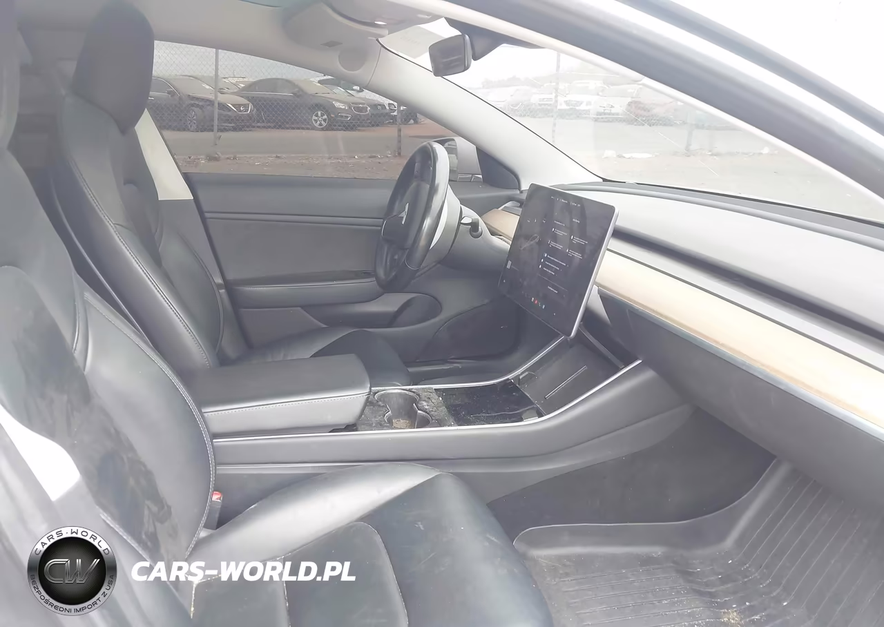 2018 Tesla Model 3 Long Range-Mid Range VIN:5YJ3E1EA5JF060705 - 5