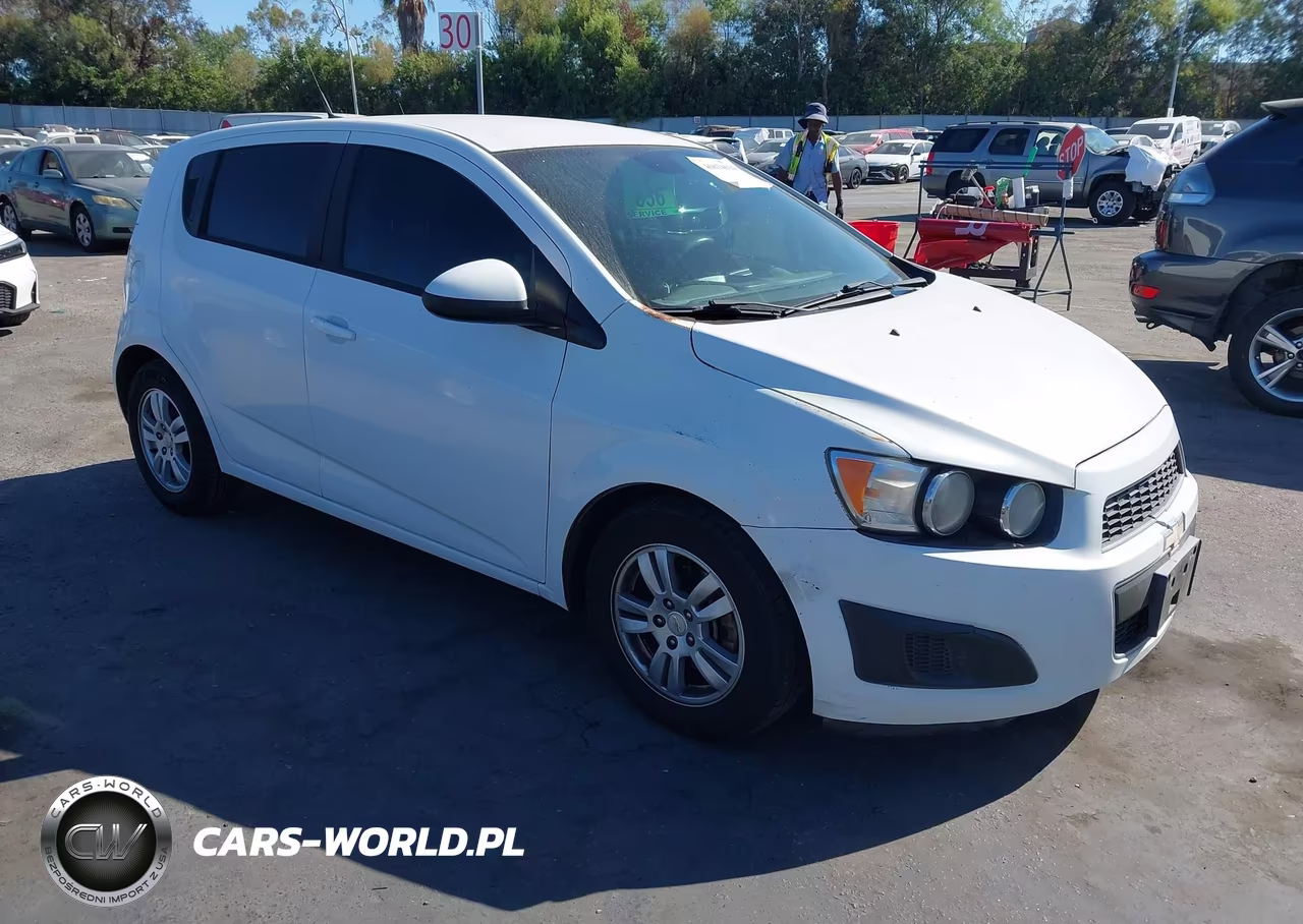 2012 Chevrolet Sonic 2Ls – zdjęcie 1 z 11