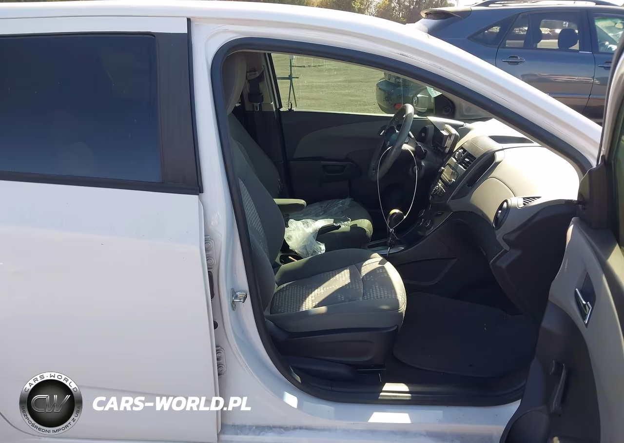 2012 Chevrolet Sonic 2Ls VIN:1G1JA6SH5C4146195 - 5