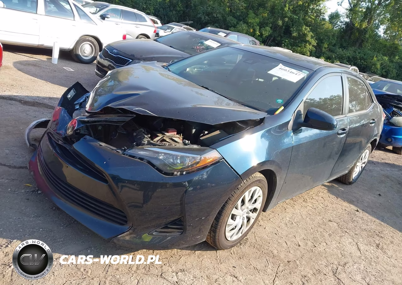 2018 Toyota Corolla Le VIN:2T1BURHE1JC113464 - 2