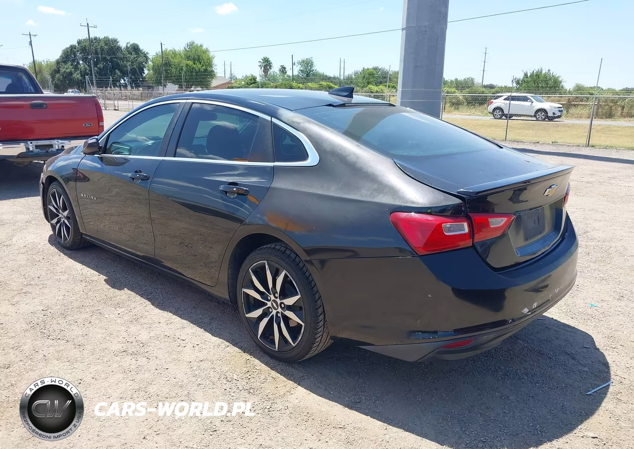 2018 Chevrolet Malibu Lt VIN:1G1ZD5ST1JF206323 - 3
