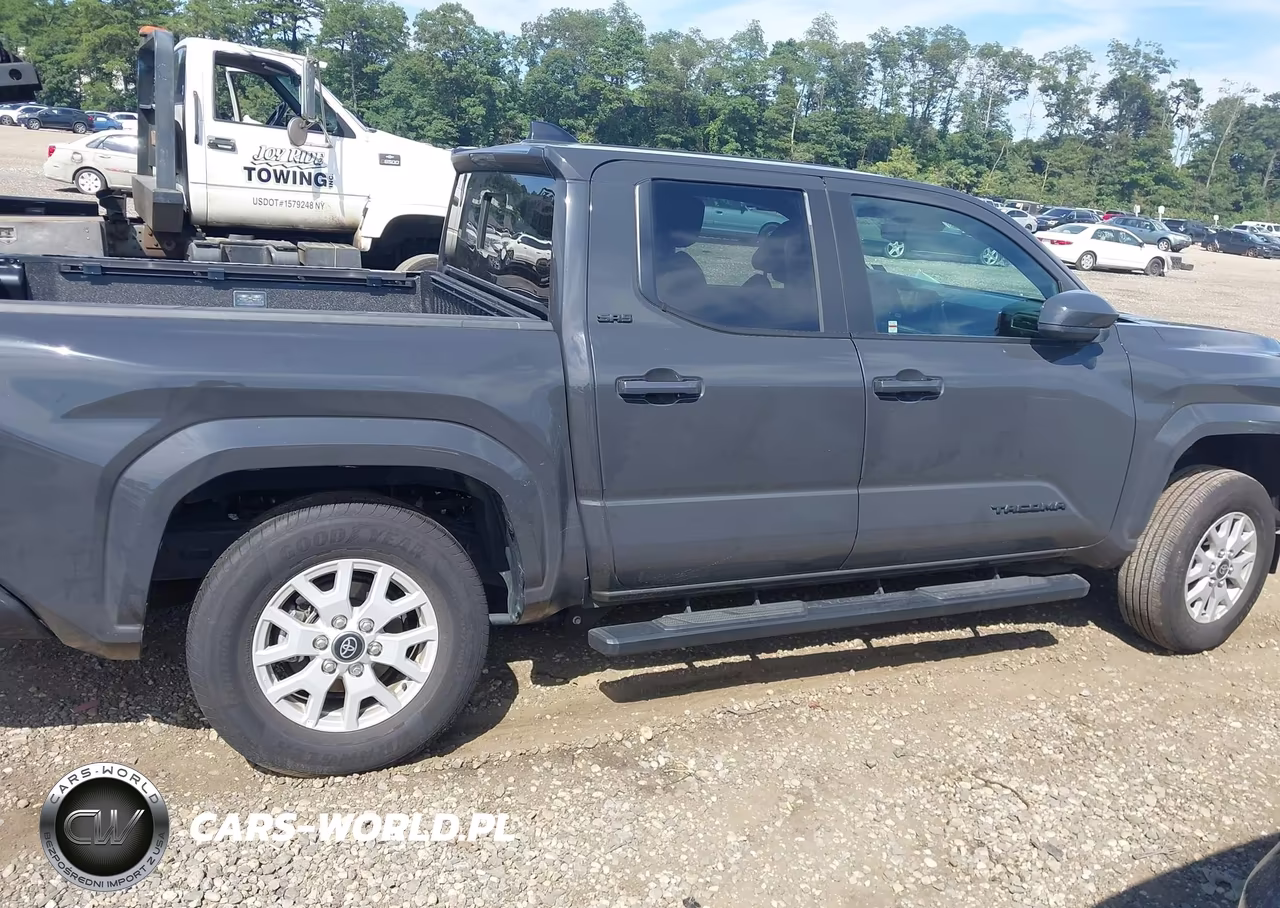 2025 Toyota Tacoma Sr5 VIN:3TMLB5JN1SM195895 - 13