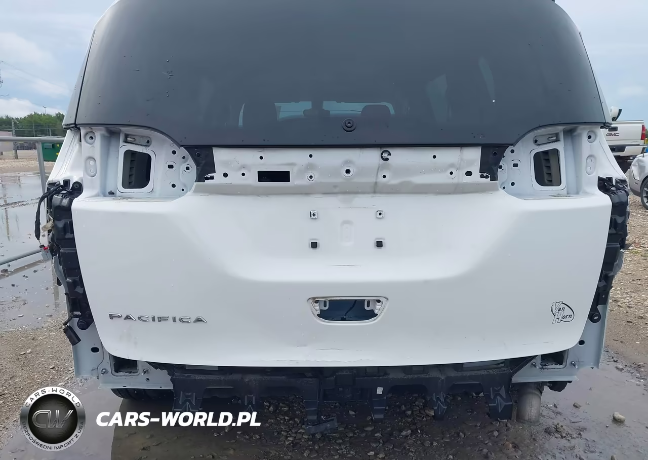 2017 Chrysler Pacifica Lx VIN:2C4RC1CG4HR506039 - 6