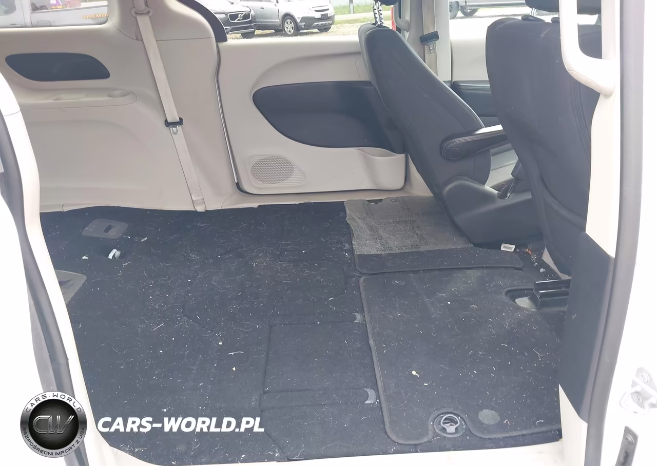 2017 Chrysler Pacifica Lx VIN:2C4RC1CG4HR506039 - 8