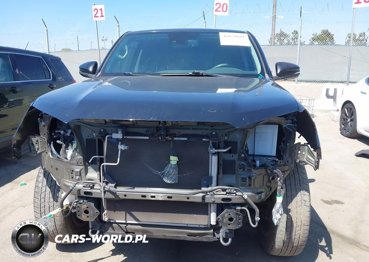 2020 Toyota 4Runner Nightshade Special Edition VIN:JTEBU5JR9L5814691 - 13