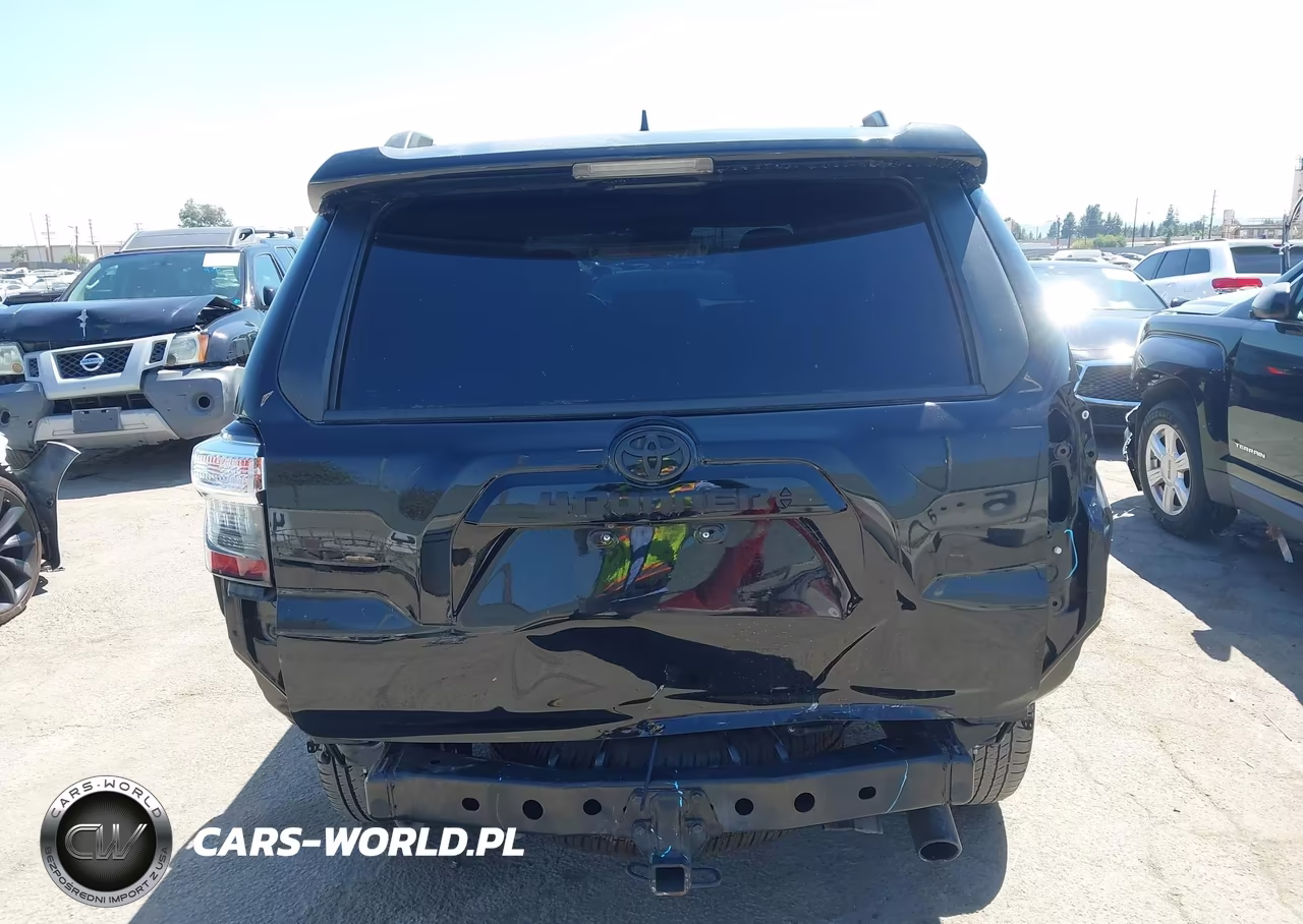 2020 Toyota 4Runner Nightshade Special Edition VIN:JTEBU5JR9L5814691 - 17