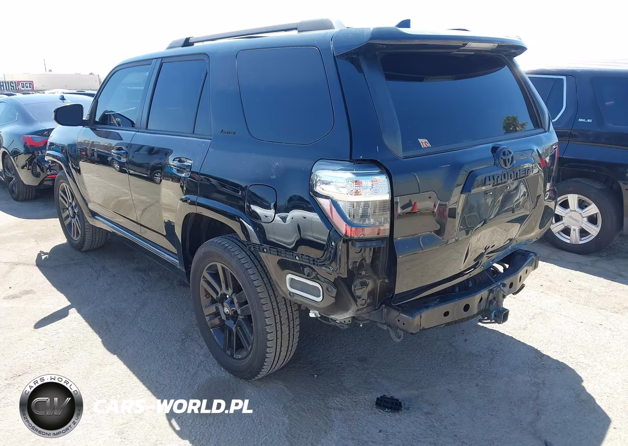 2020 Toyota 4Runner Nightshade Special Edition VIN:JTEBU5JR9L5814691 - 3