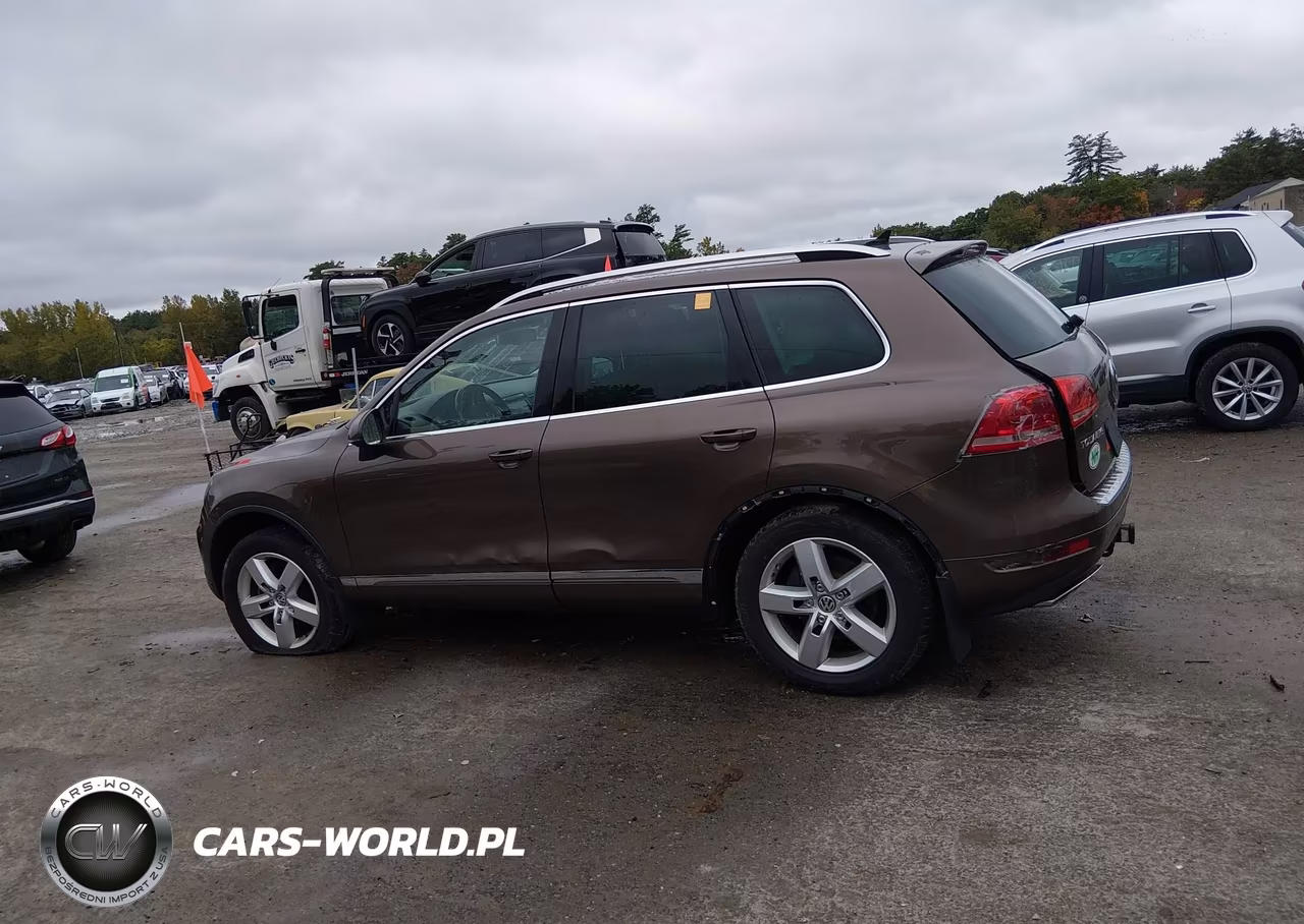 2011 Volkswagen Touareg Tdi Lux VIN:WVGFK9BP2BD007297 - 14