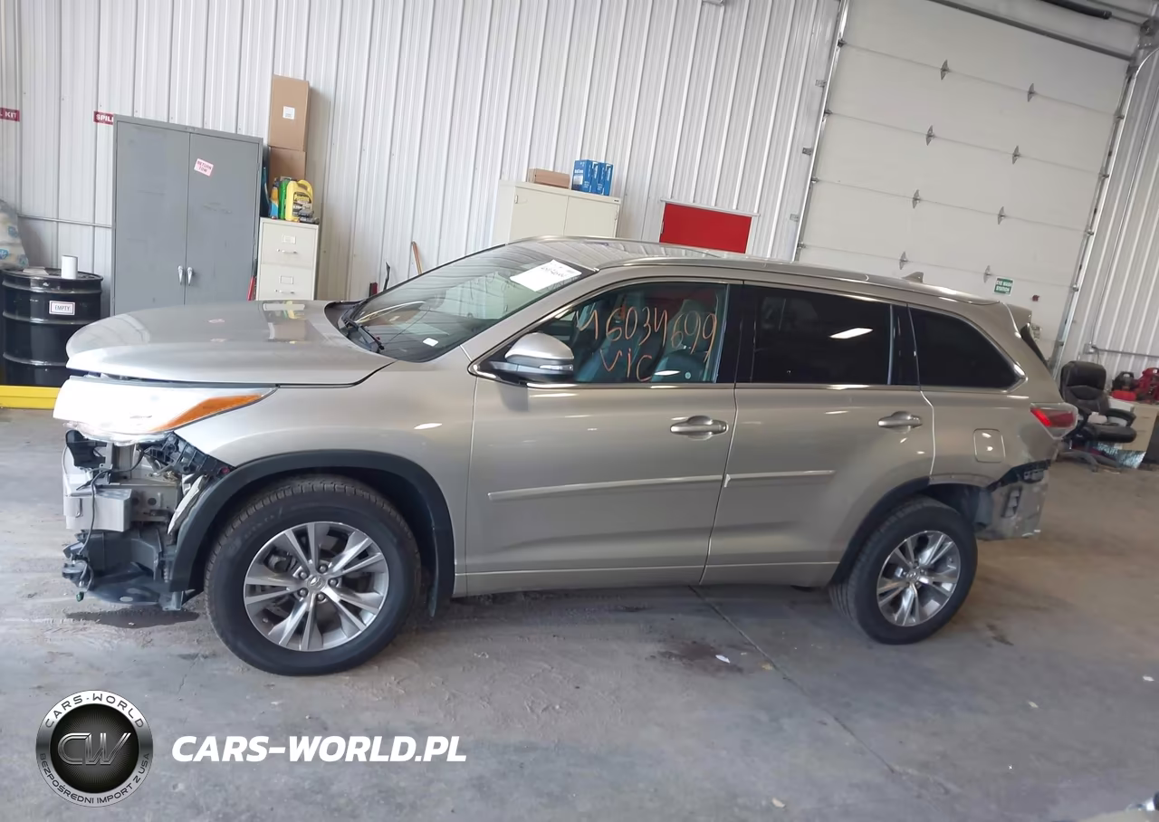 2015 Toyota Highlander Xle V6 VIN:5TDJKRFH6FS204050 - 15
