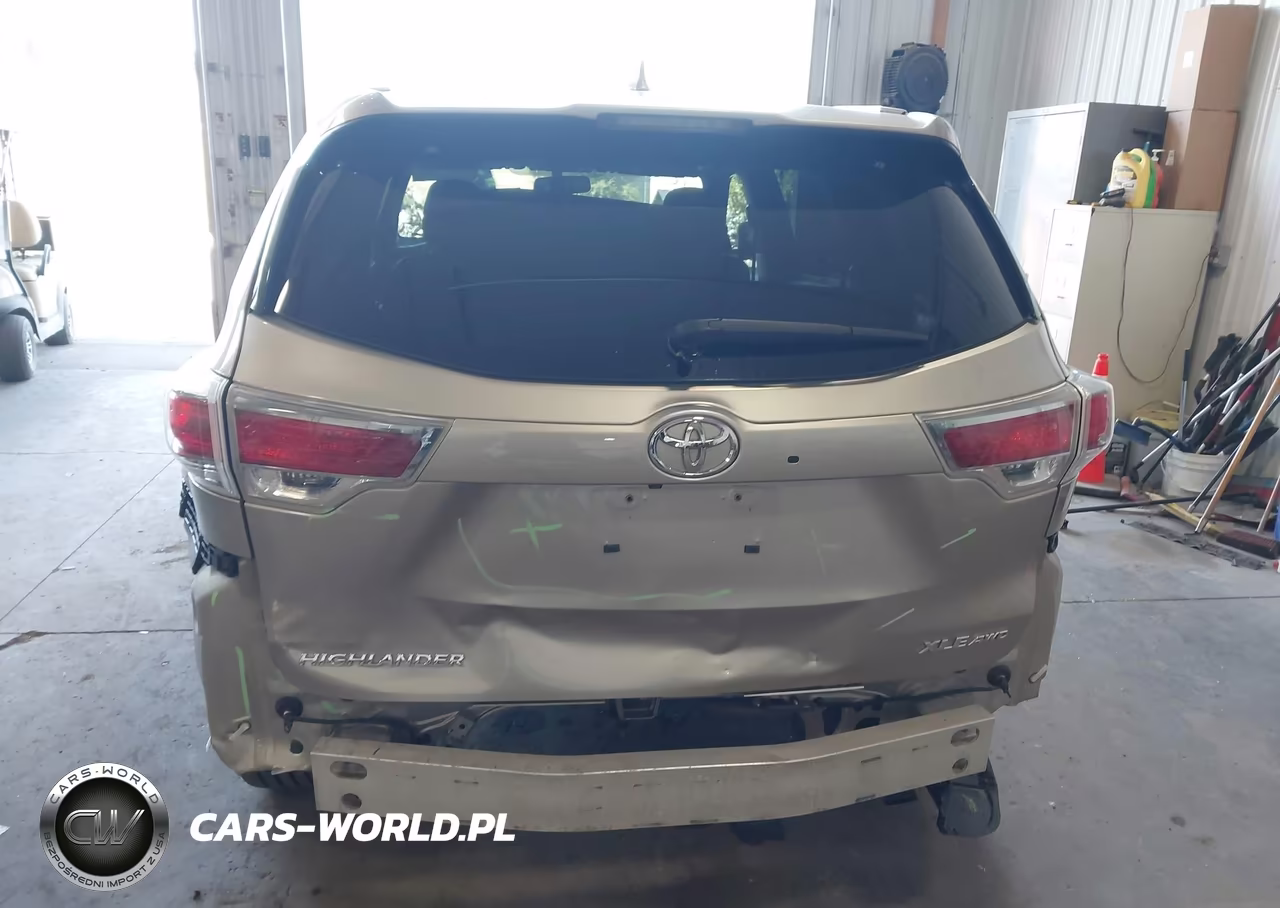 2015 Toyota Highlander Xle V6 VIN:5TDJKRFH6FS204050 - 17