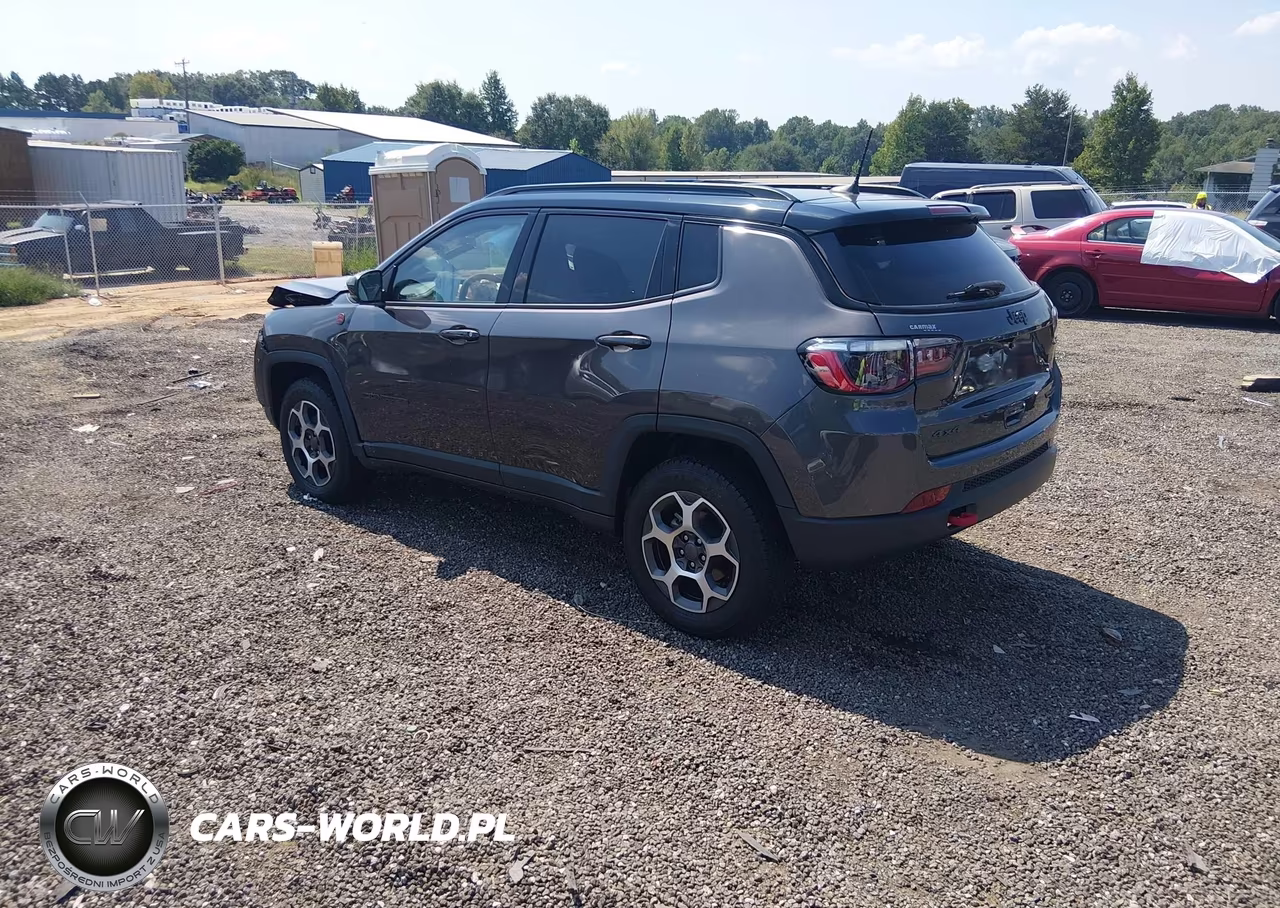 2022 Jeep Compass Trailhawk 4X4 VIN:3C4NJDDB5NT236269 - 3