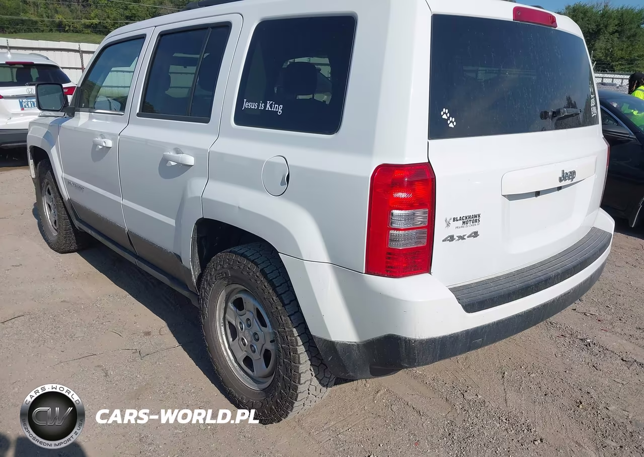 2015 Jeep Patriot Sport VIN:1C4NJRBBXFD283403 - 3