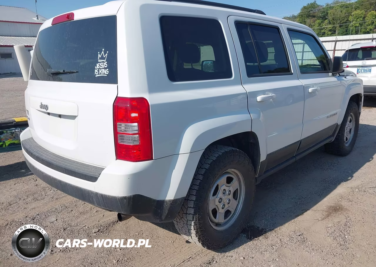 2015 Jeep Patriot Sport VIN:1C4NJRBBXFD283403 - 4