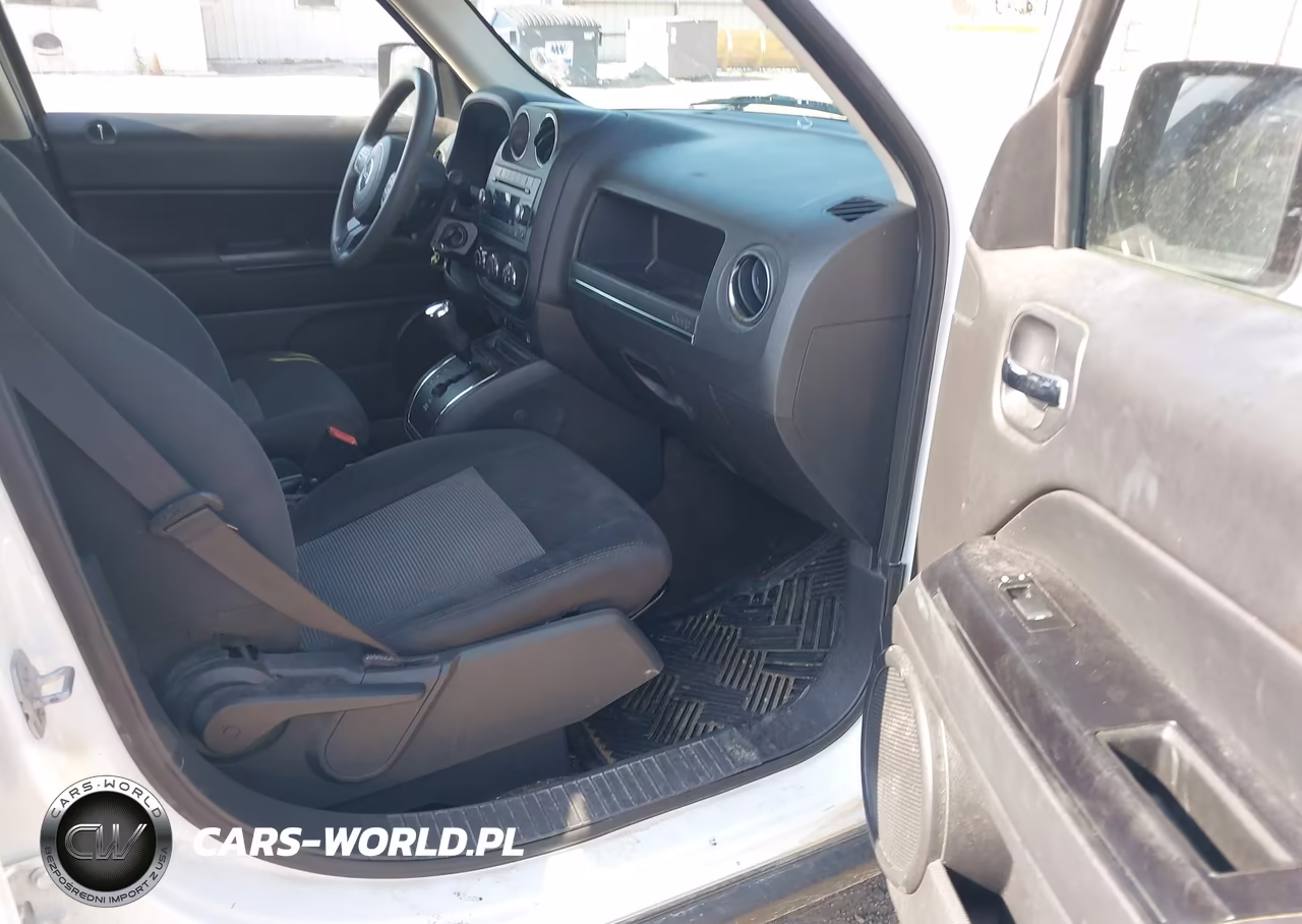 2015 Jeep Patriot Sport VIN:1C4NJRBBXFD283403 - 5