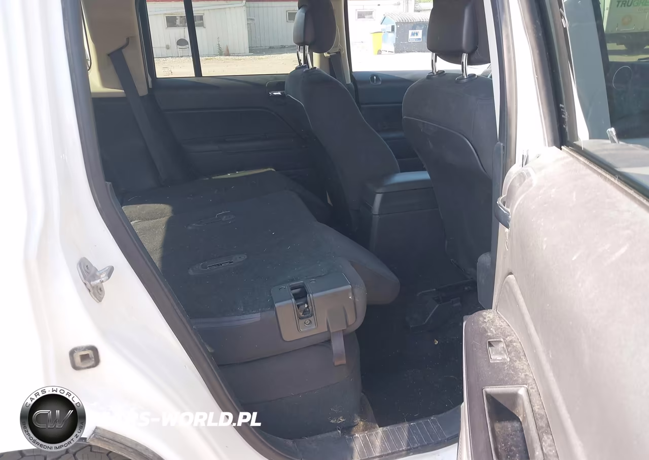 2015 Jeep Patriot Sport VIN:1C4NJRBBXFD283403 - 8